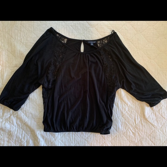 Black American Eagle top - Picture 1 of 1